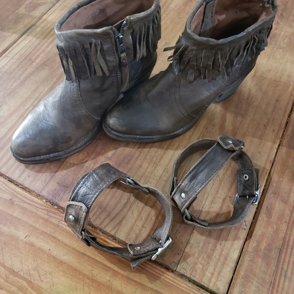 Allsaints Bonny Valley distressed fringed booty - Picture 5 of 16